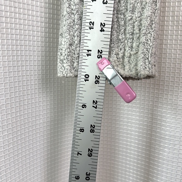 Orvis Gray Cowl Neck Sweater | Size Medium - Picture 11 of 15